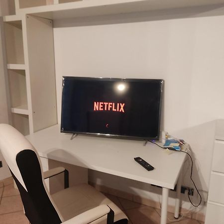 Apartment Near Metro Турин Экстерьер фото
